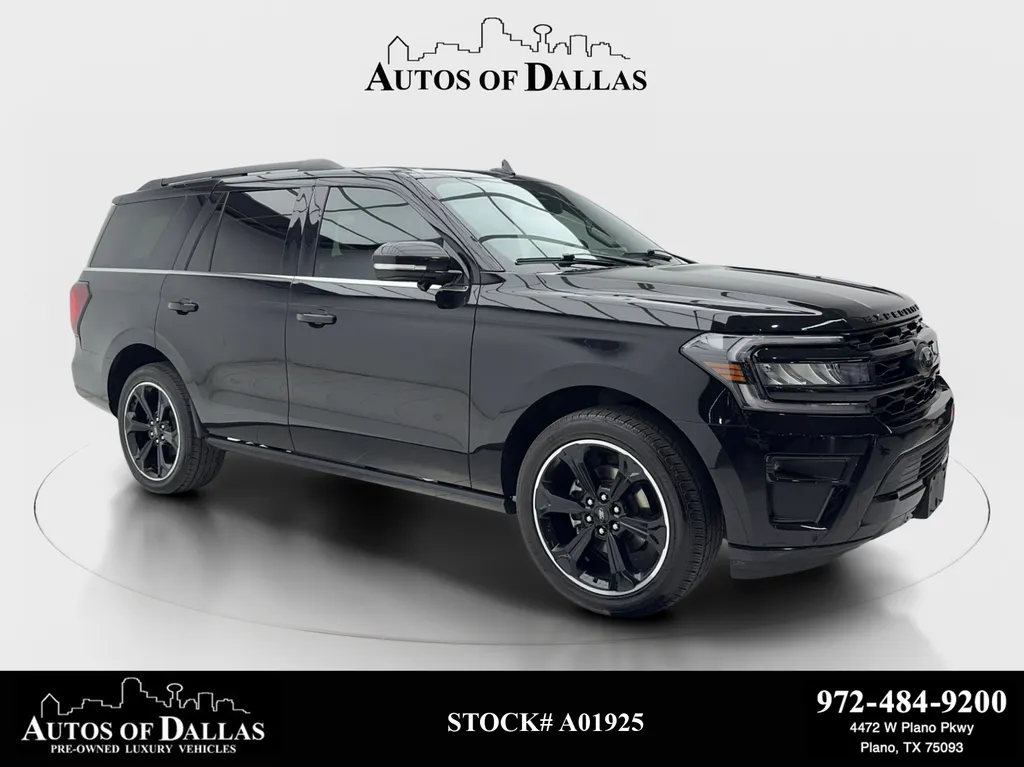 2023 Ford Expedition Limited's photo