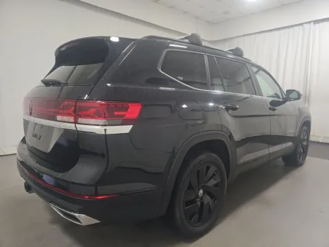Another view of 2024 Volkswagen Atlas 2.0T SE w/Technology for sale in Plano, TX at Autos of Dallas - Plano