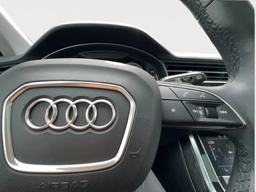 Audi Q7 photo 43