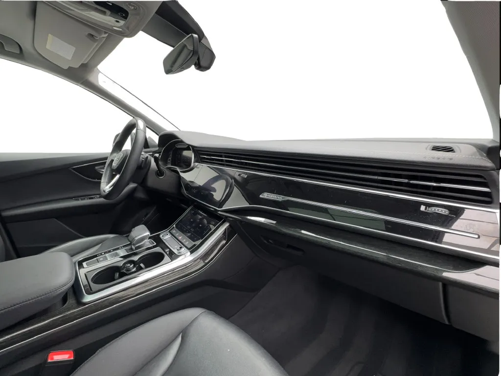 Audi Q7 photo 34