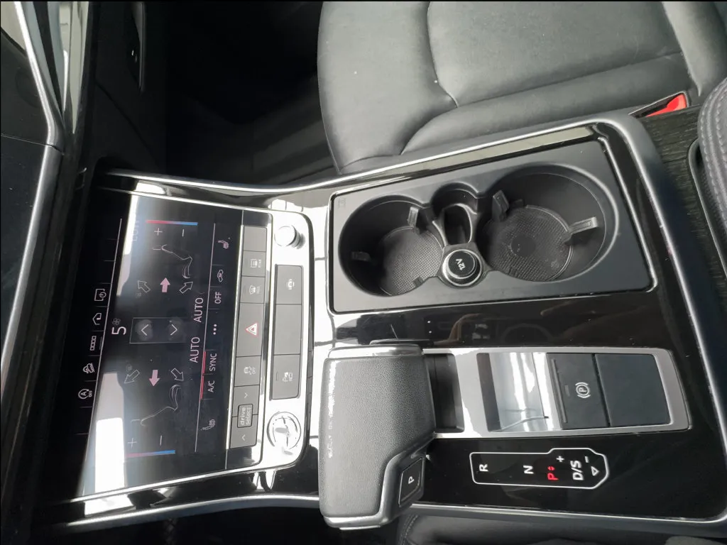 Audi Q7 photo 49