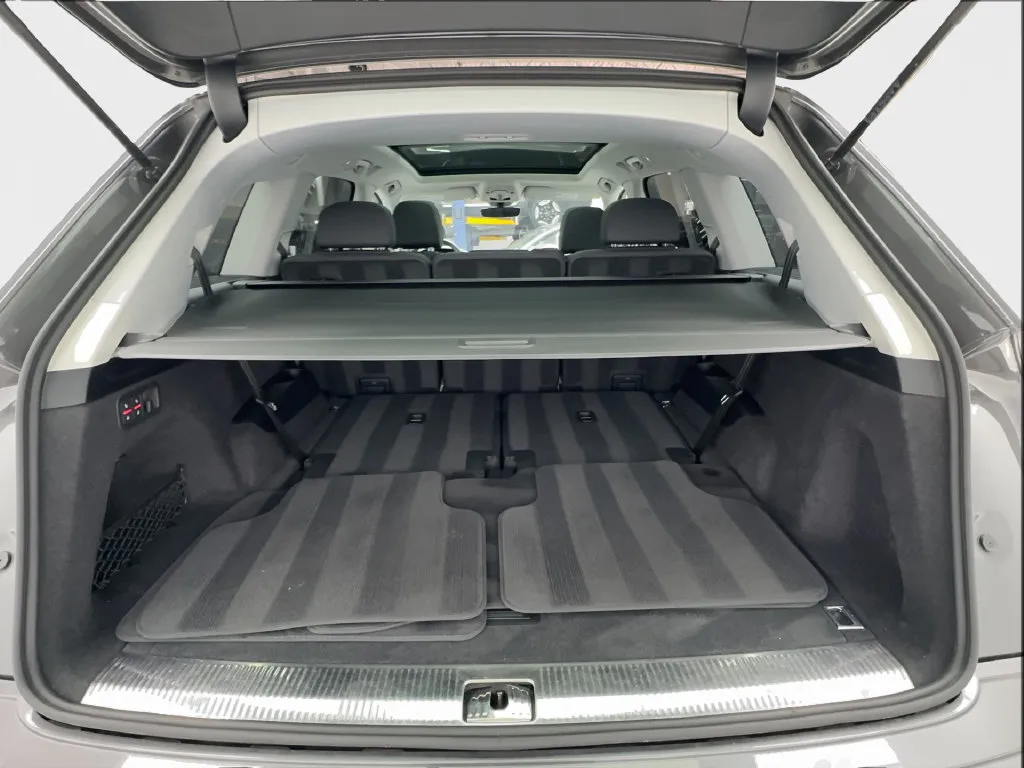 Audi Q7 photo 19
