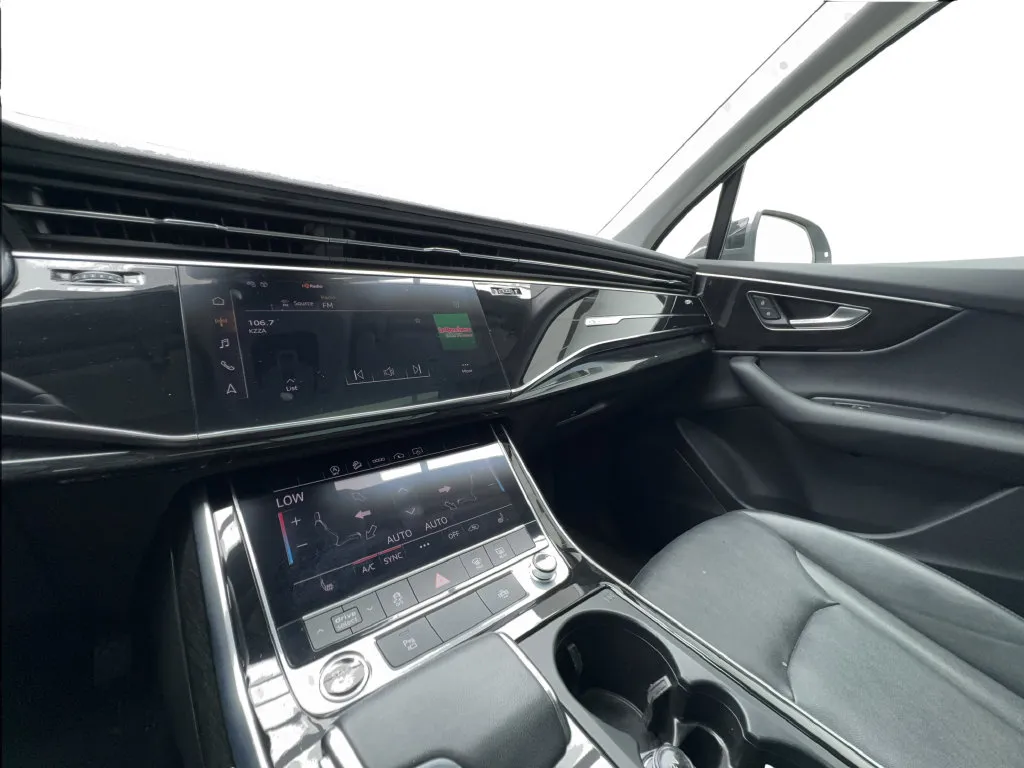 Audi Q7 photo 45