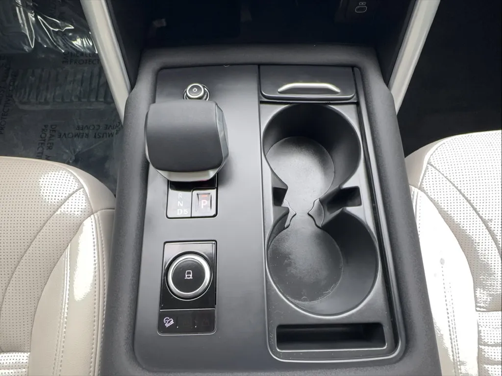 Land Rover Discovery photo 30