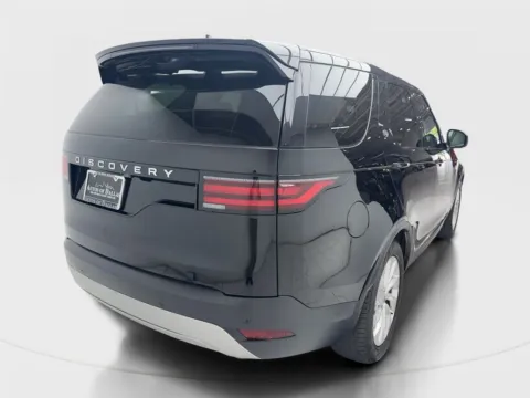 More photos of 2025 Land Rover Discovery S at Autos of Dallas - Plano, TX