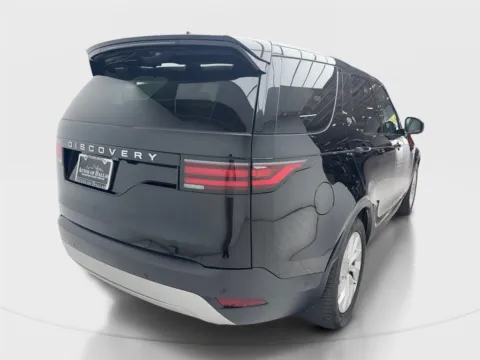 More photos of 2025 Land Rover Discovery S at Autos of Dallas - Plano, TX