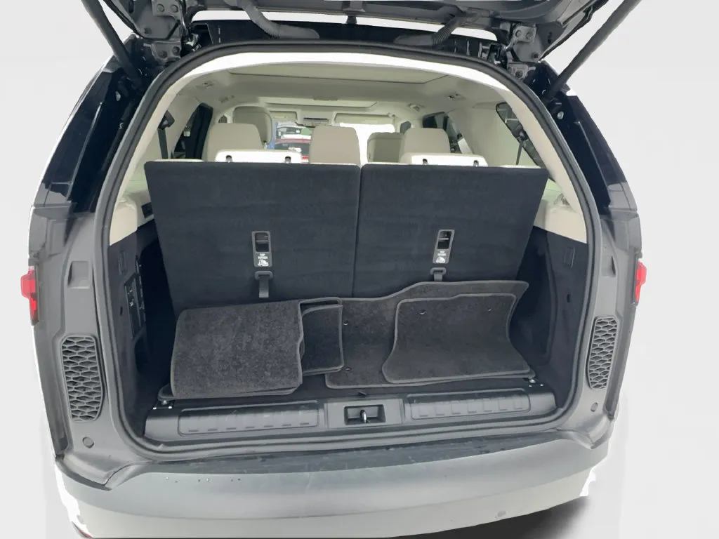 Land Rover Discovery photo 12