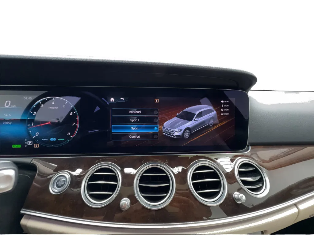 Mercedes-Benz E-Class photo 50