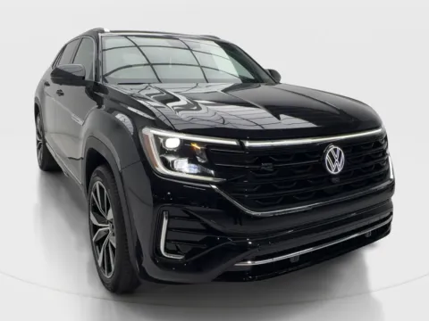 Photos of 2025 Volkswagen Atlas Cross Sport 2.0T SEL Premium R-Line for sale in Plano, TX at Autos of Dallas - Plano