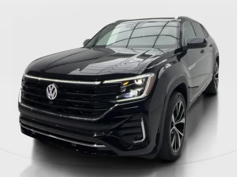 More photos of 2025 Volkswagen Atlas Cross Sport 2.0T SEL Premium R-Line at Autos of Dallas - Plano, TX