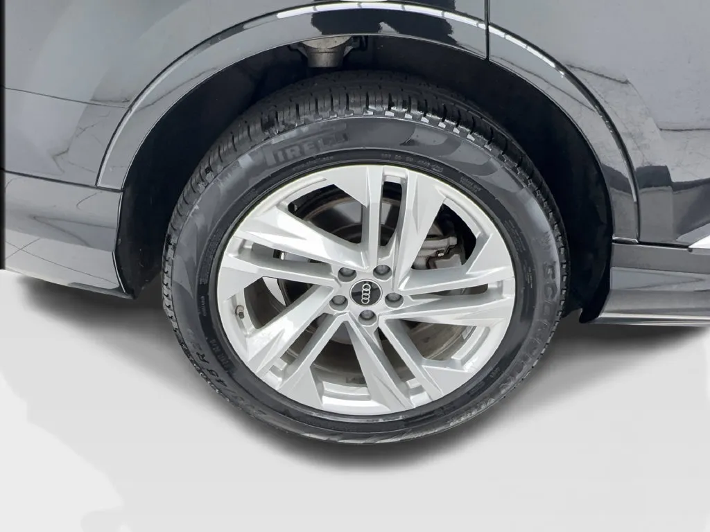 Audi Q7 photo 18