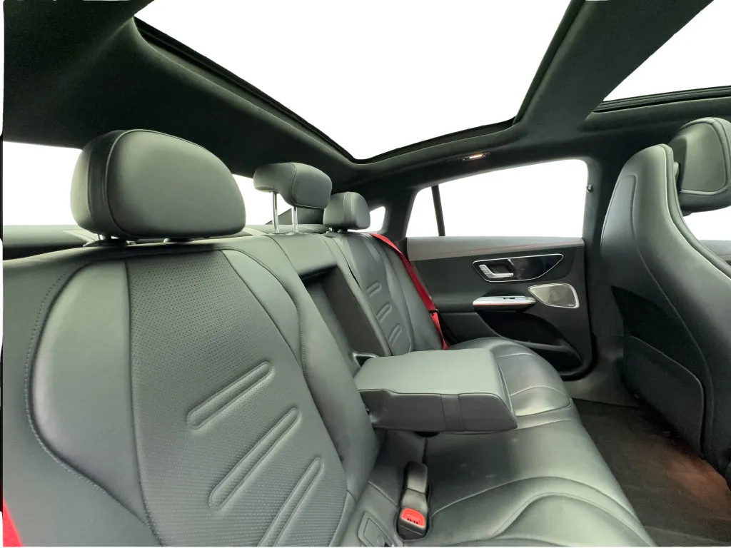 Mercedes-Benz EQE photo 29