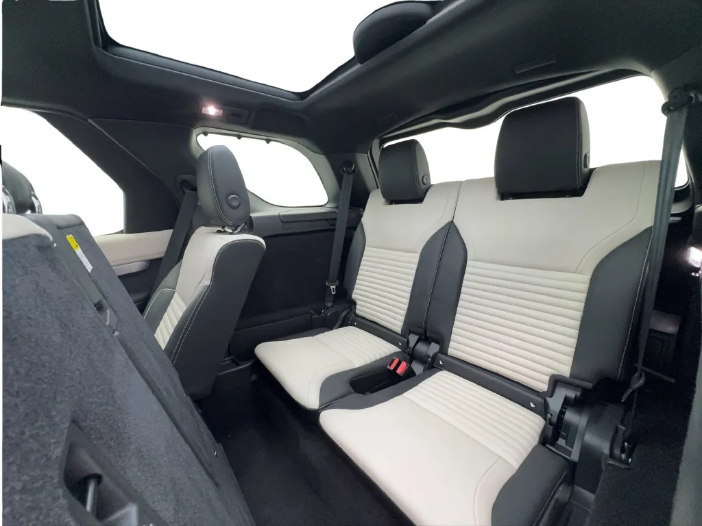 Land Rover Discovery photo 28