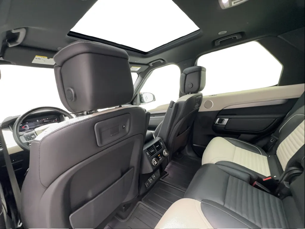 Land Rover Discovery photo 26