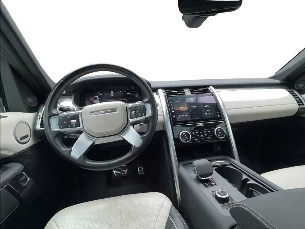 Land Rover Discovery photo 39