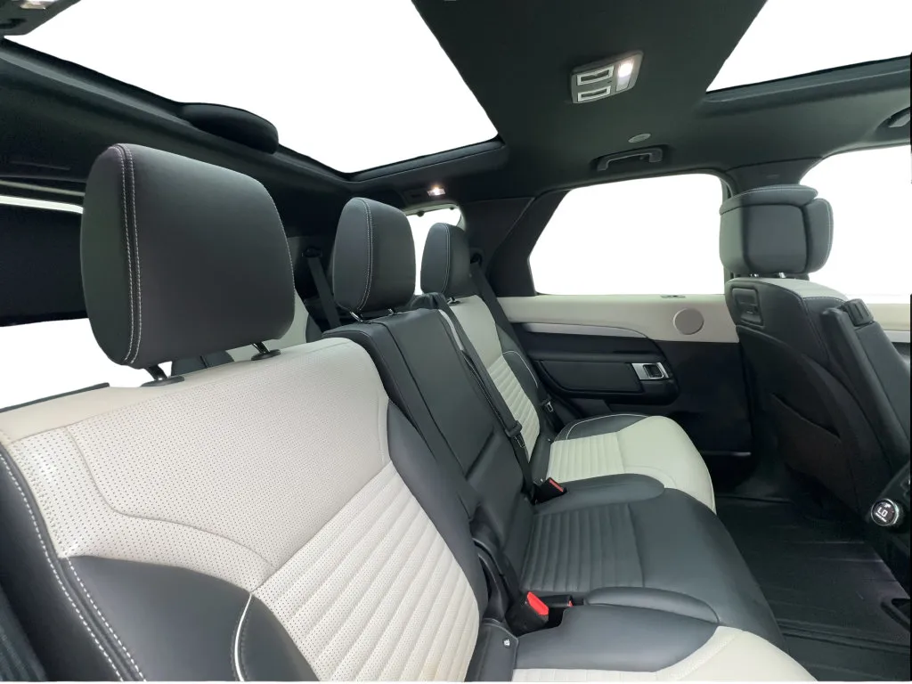 Land Rover Discovery photo 32