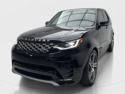 More photos of 2023 Land Rover Discovery Metropolitan Edition at Autos of Dallas - Plano, TX