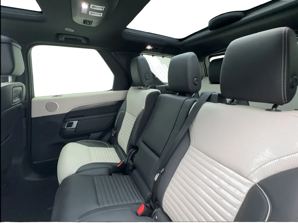 Land Rover Discovery photo 27