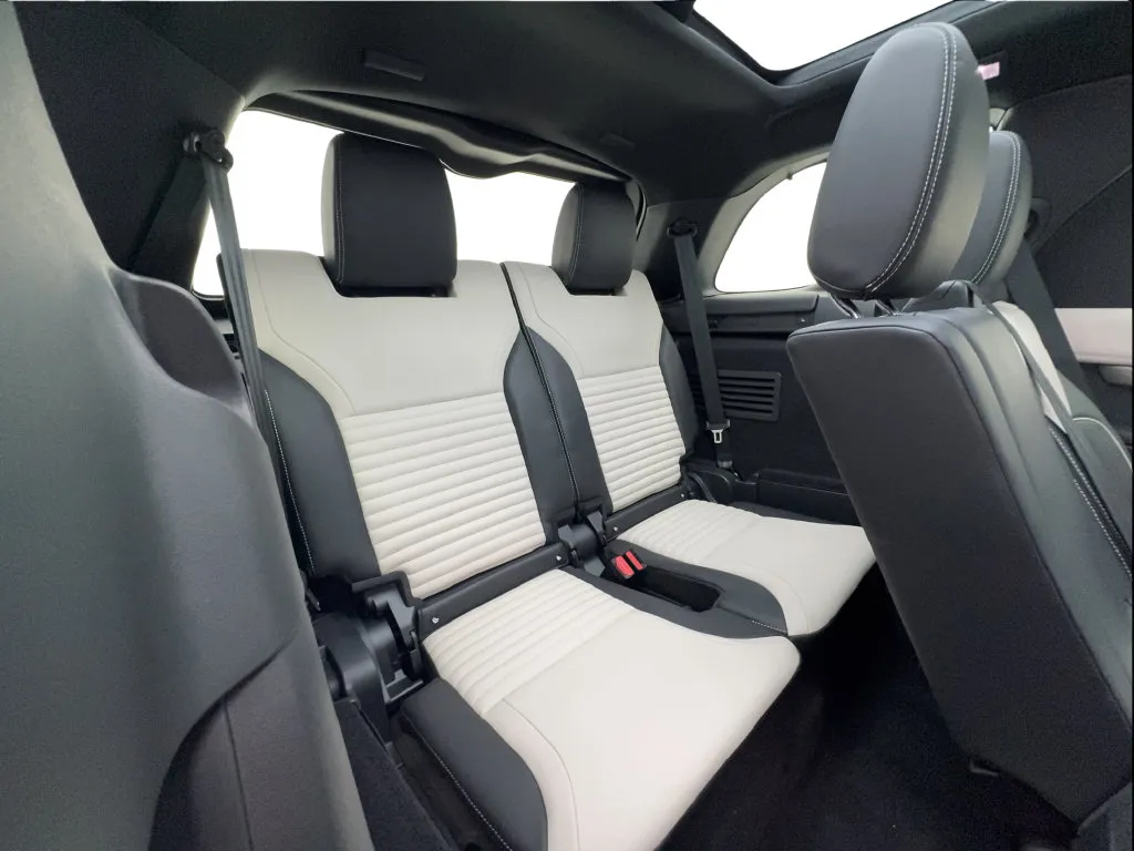 Land Rover Discovery photo 33