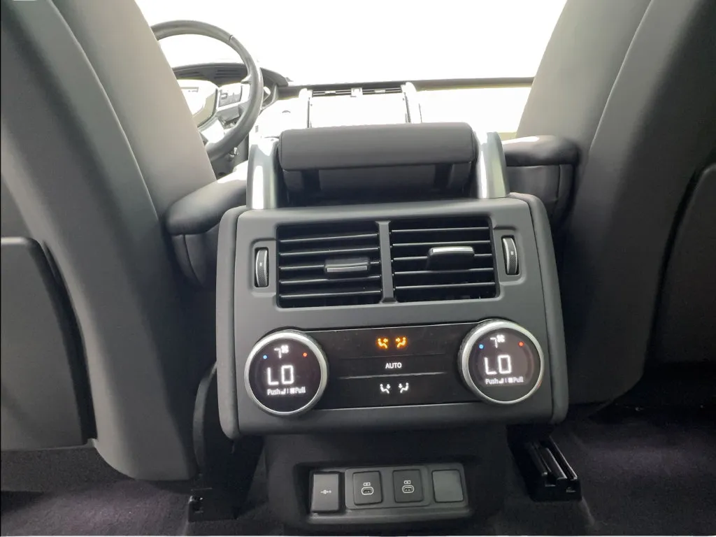 Land Rover Discovery photo 44