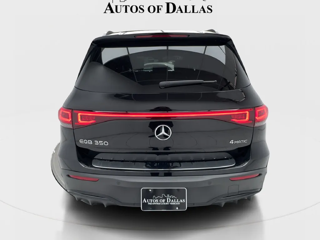 Mercedes-Benz EQB photo 10