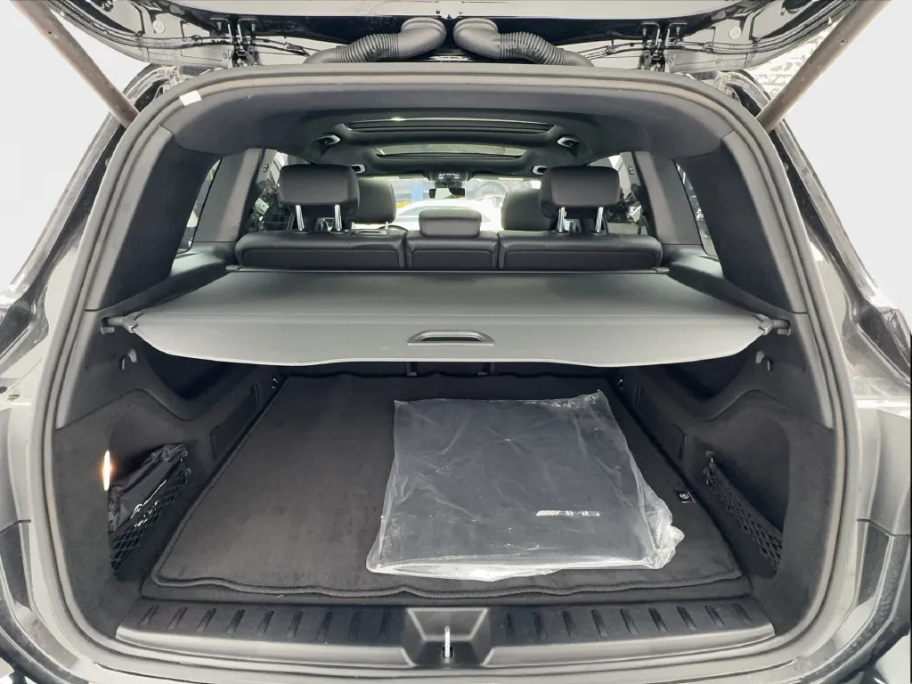 Mercedes-Benz EQB photo 19