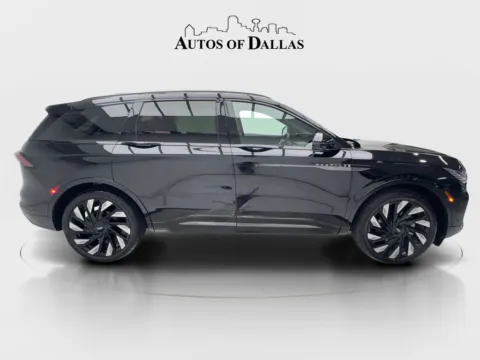 More photos of 2024 Lincoln Nautilus Reserve at Autos of Dallas - Plano, TX