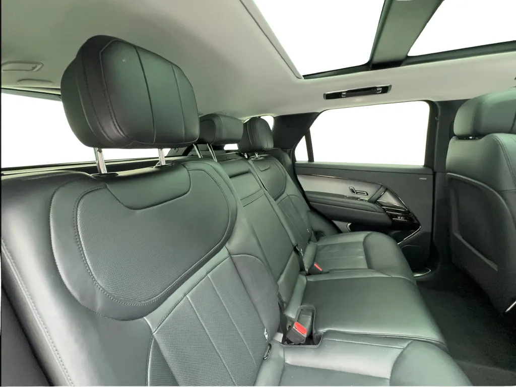 Land Rover Range Rover Sport photo 28