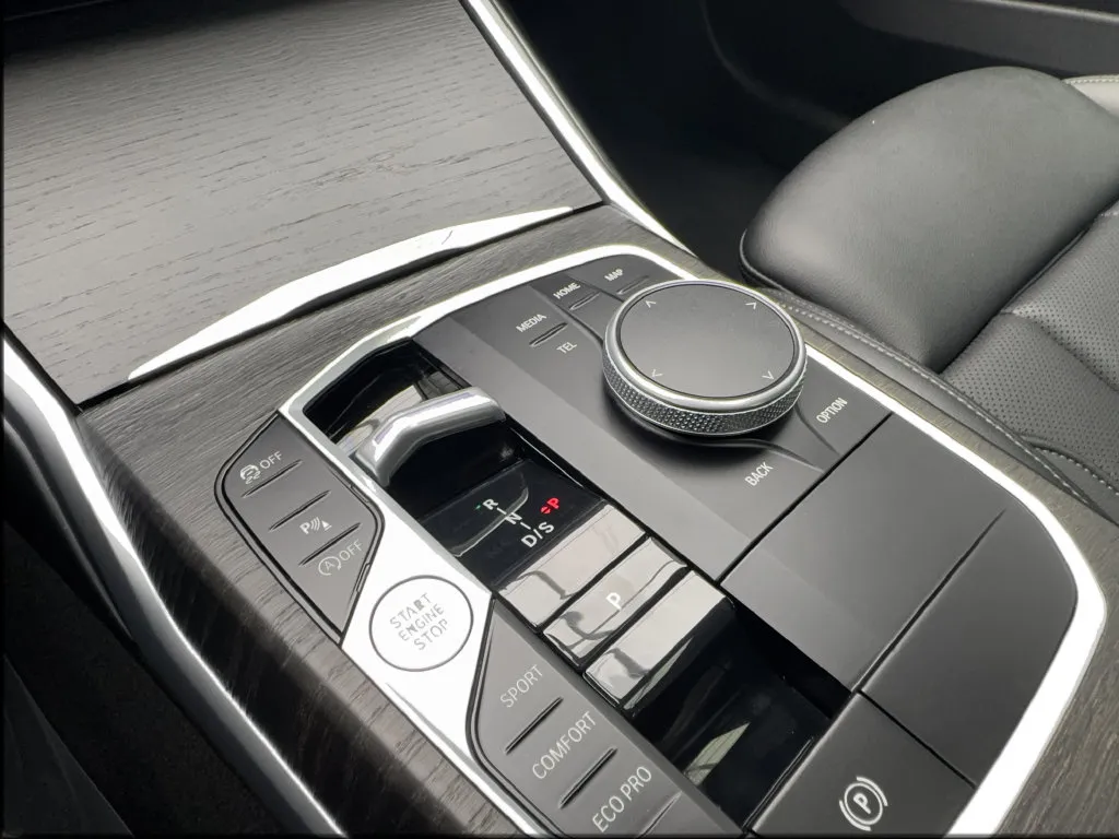 BMW 3 Series photo 46