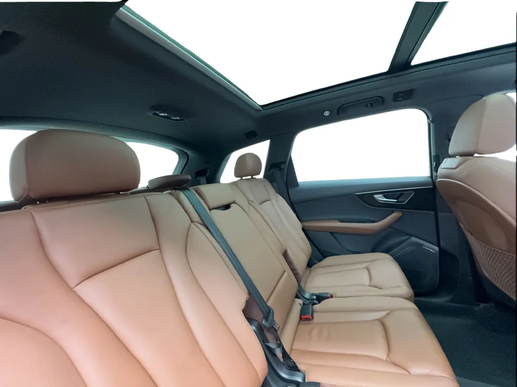 Audi Q7 photo 30