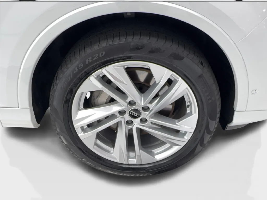 Audi Q7 photo 16