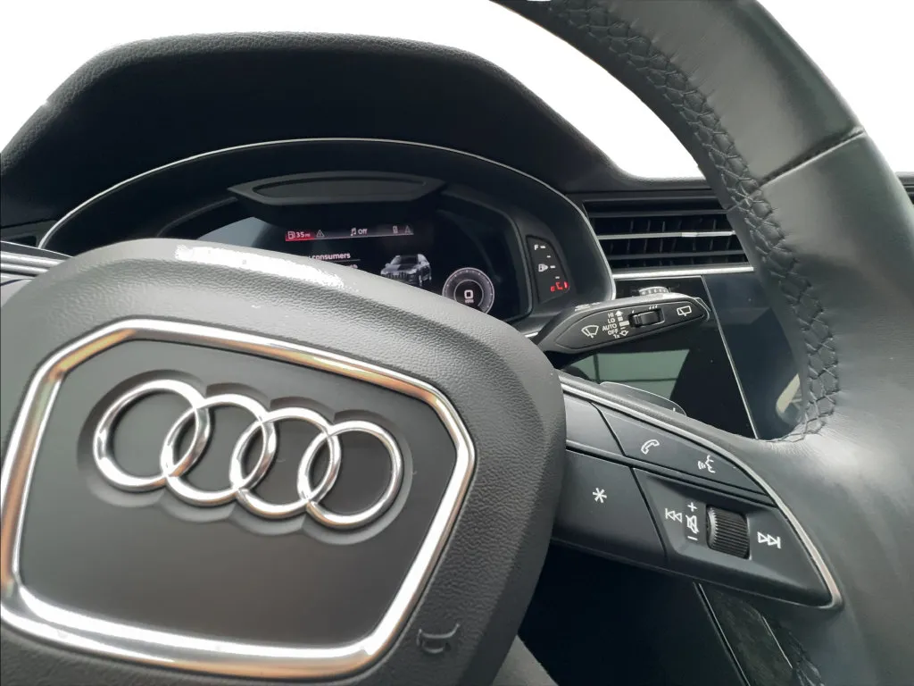 Audi Q7 photo 44