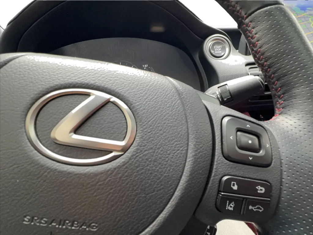 Lexus IS photo 42