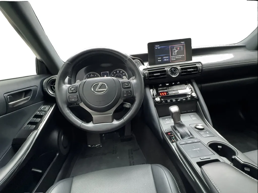 Lexus IS photo 41
