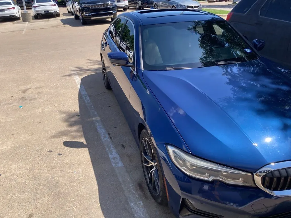 2021 BMW 3 Series 330i Sedan's photo