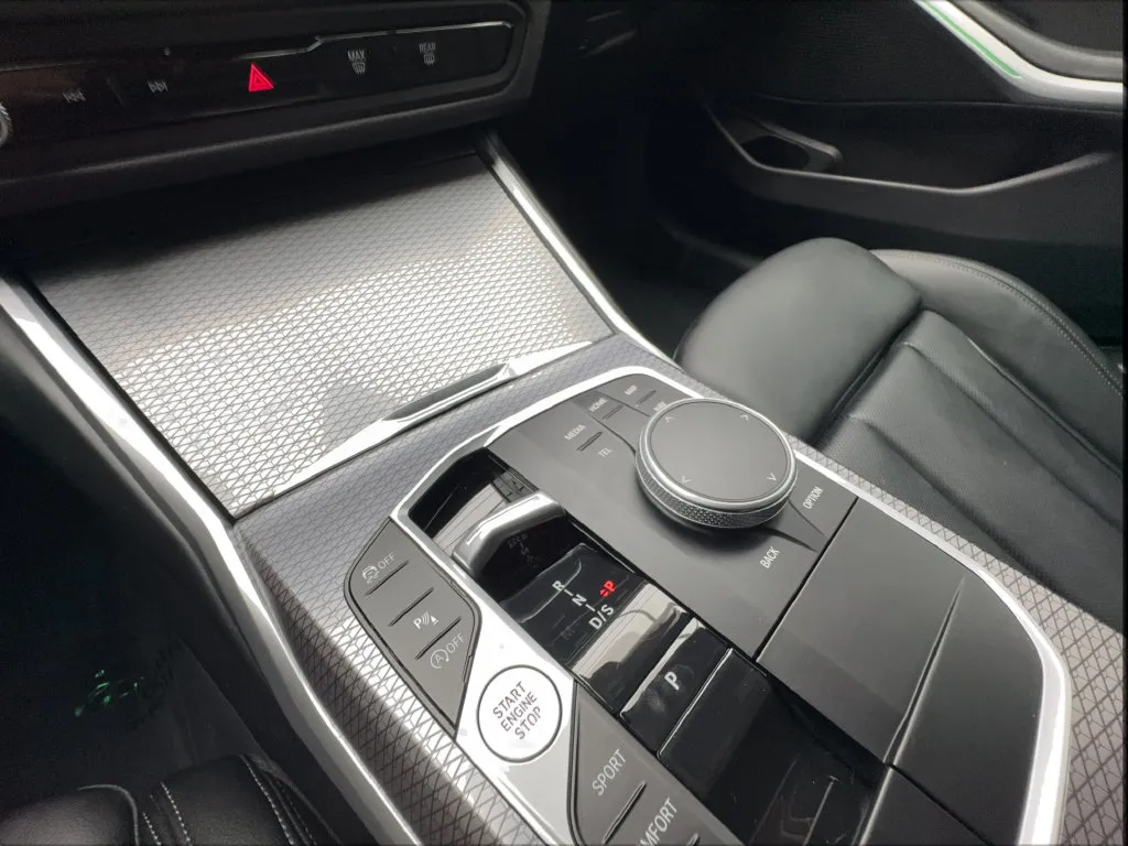 BMW 3 Series photo 48