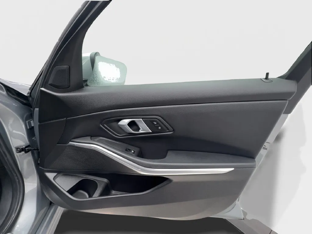 BMW 3 Series photo 36