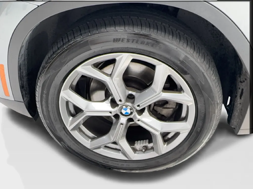 BMW X3 photo 15