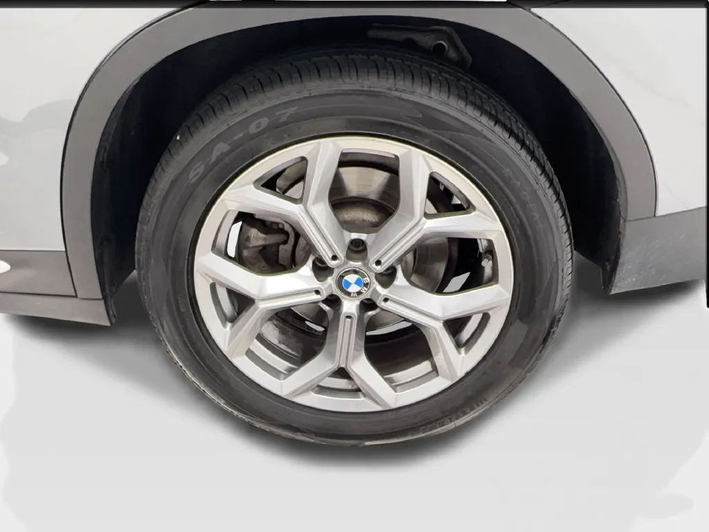 BMW X3 photo 14