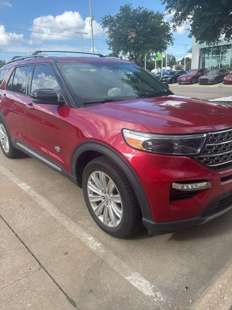 2021 Ford Explorer King Ranch RWD's photo
