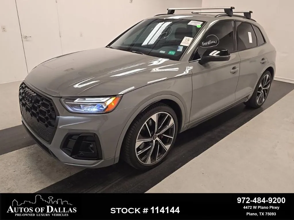 2022 Audi SQ5 Premium Plus's photo