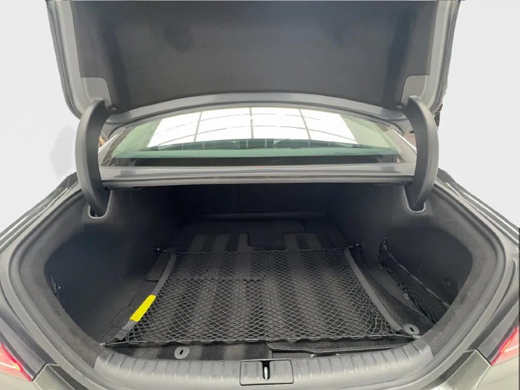 Genesis G70 photo 18