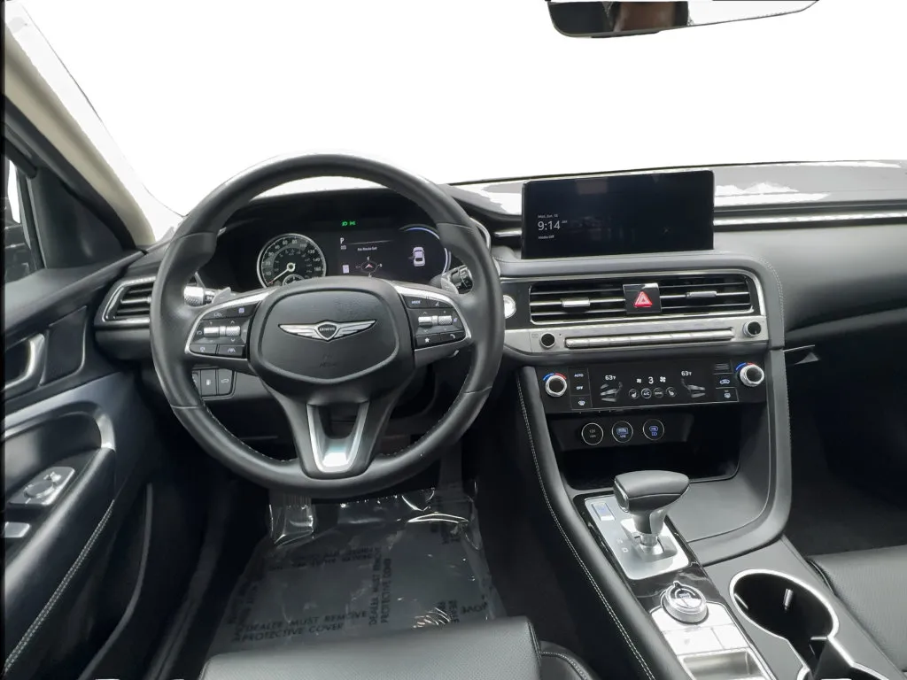 Genesis G70 photo 37