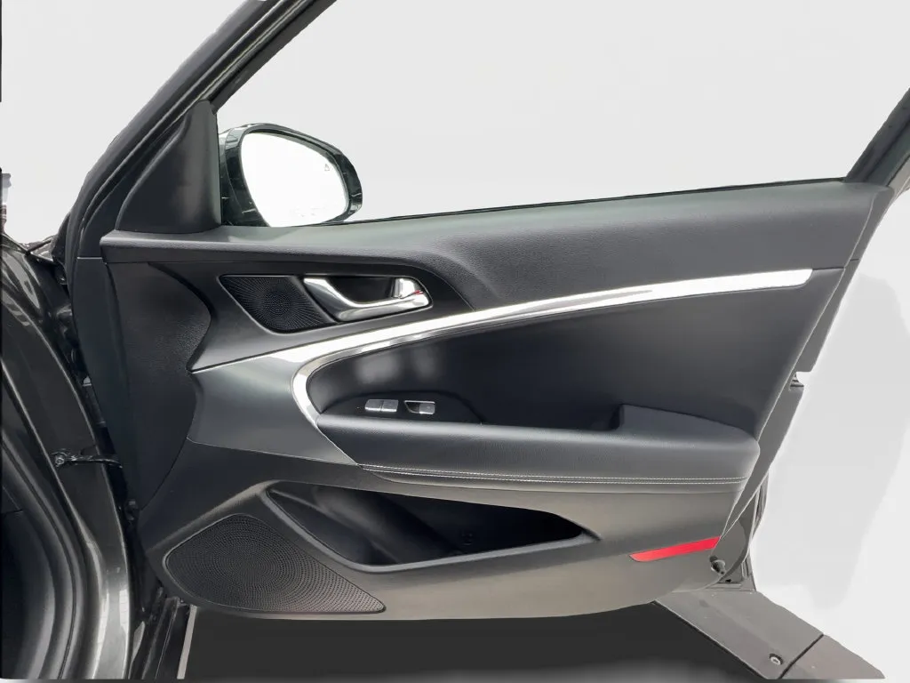 Genesis G70 photo 35