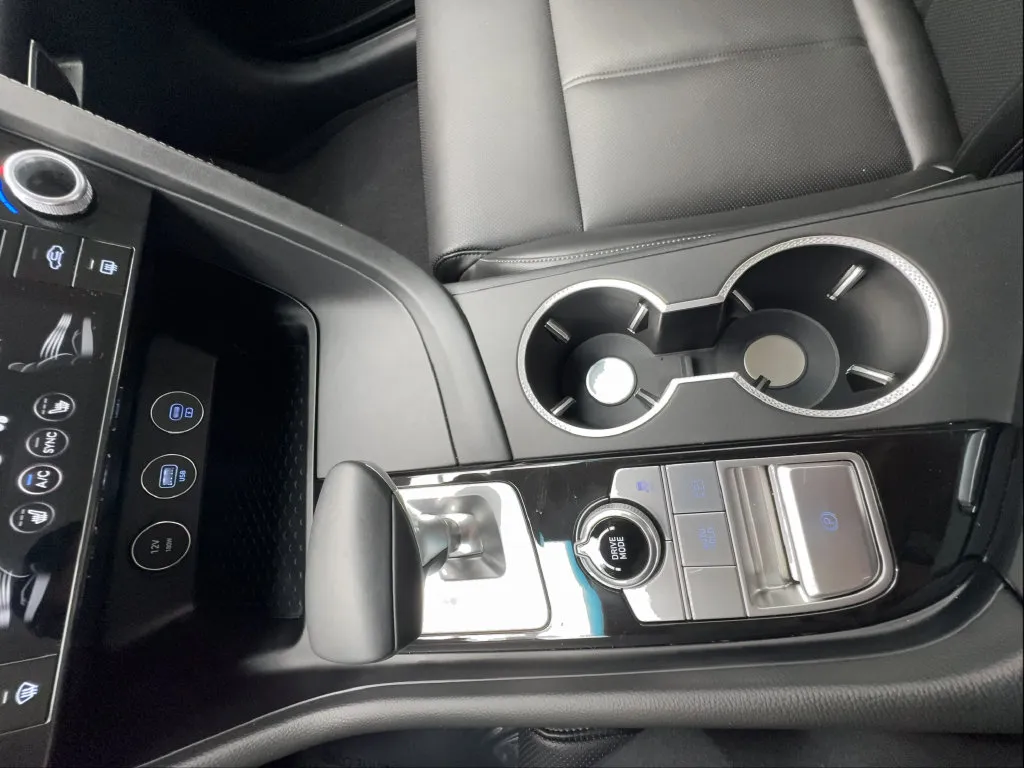 Genesis G70 photo 48