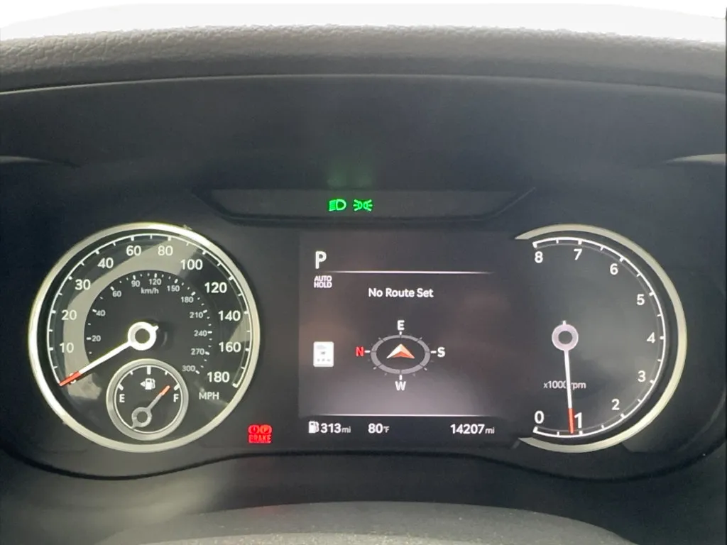 Genesis G70 photo 42