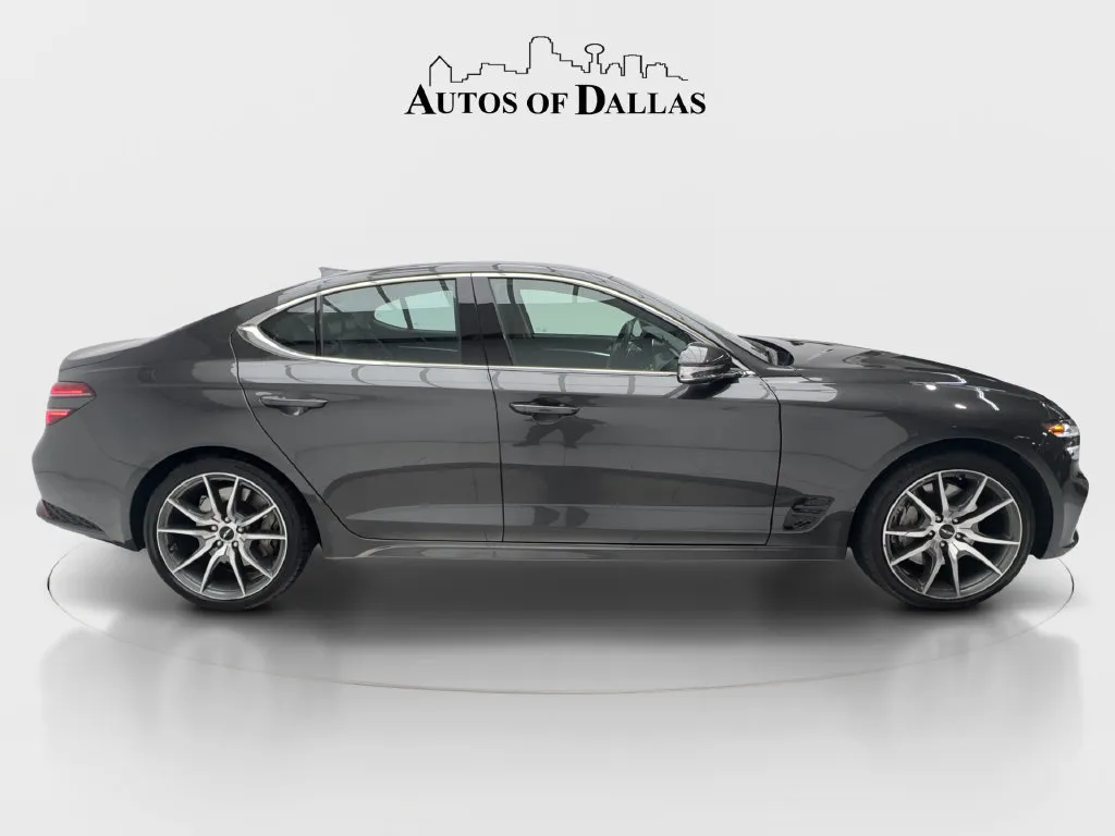Genesis G70 photo 7