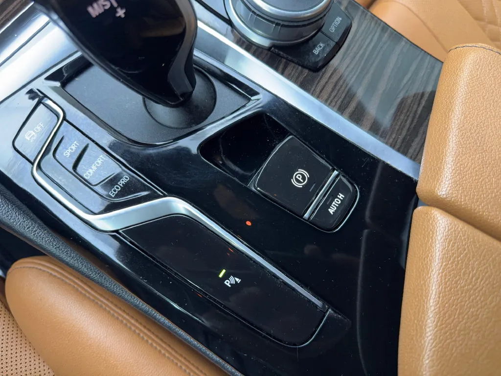 BMW 5 Series photo 71