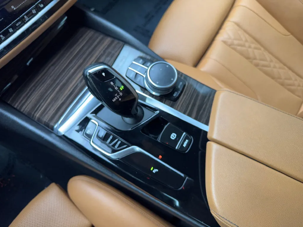 BMW 5 Series photo 70