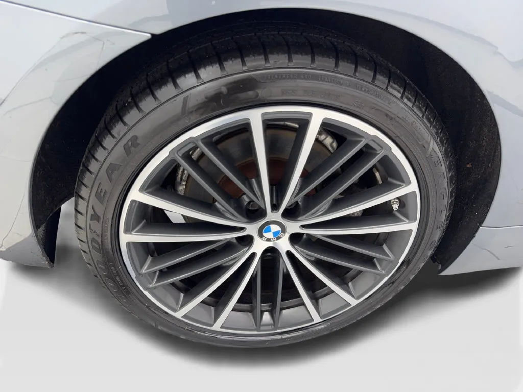 BMW 5 Series photo 87